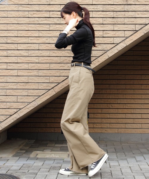 MEYAME(メヤメ)の「MEYAME/メヤメ ソフトリブタートルネック SOFT RIB TURTLENECK(Tシャツ/カットソー・レディース・ナチュラル/ブラック/レッド/ホワイト/クリーム・FREE)」の16枚目の写真