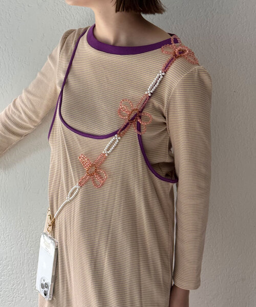 HELLO.SANFRANCISCO（ハローサンフランシスコ）の「【HELLO.SANFRANCISCO/ハローサンフランシスコ】BIGフラワービーズスマホショルダー（スマホグッズ・レディース・グリーン/ピンク/ホワイト・ONE SIZE）」の16枚目の写真