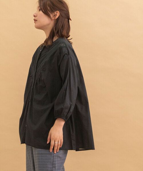 POU DOU DOU(プードゥドゥ)の「<made in INDIA>ピンタックレースブラウス(シャツ/ブラウス・レディース・オフホワイト/モカ/ブラック・M)」の18枚目の写真