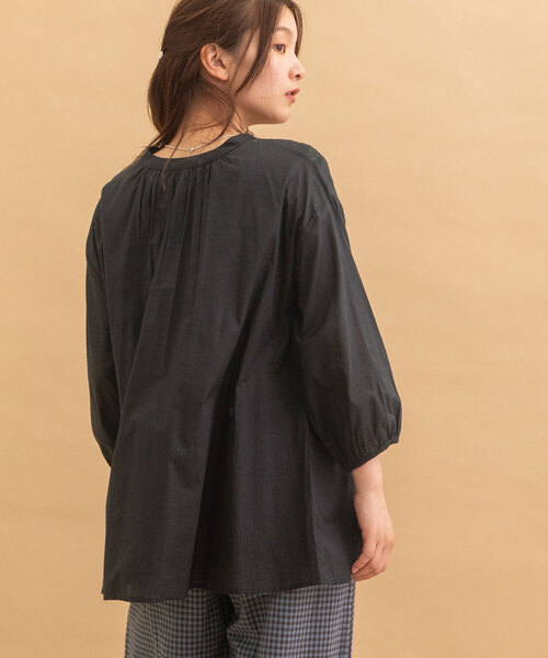 POU DOU DOU(プードゥドゥ)の「<made in INDIA>ピンタックレースブラウス(シャツ/ブラウス・レディース・オフホワイト/モカ/ブラック・M)」の19枚目の写真