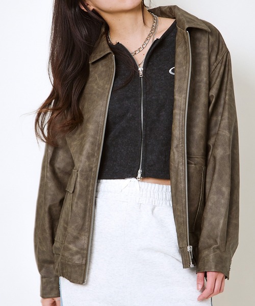 GORGE（ゴージ）の「《トレンド映え×万能アウター》レディース フェイクレザー ブルゾン ジャケット 体型カバー 春秋冬（ブルゾン・レディース・ダークブラウン/ブラック/ブラウン/グレー・F）」の17枚目の写真