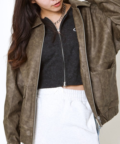 GORGE（ゴージ）の「《トレンド映え×万能アウター》レディース フェイクレザー ブルゾン ジャケット 体型カバー 春秋冬（ブルゾン・レディース・ダークブラウン/ブラック/ブラウン/グレー・F）」の18枚目の写真