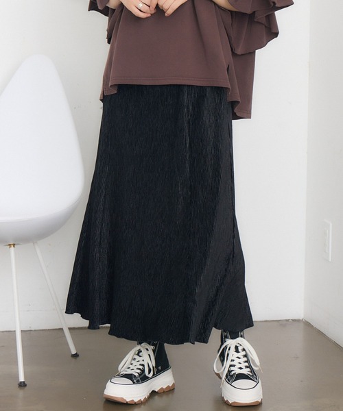 RETRO GIRL（レトロガール）の「【新色追加】ベロア細プリーツSK（スカート・レディース・ライトグレー/ブラック/ブラウン系その他/ブラウン・FREE）」の2枚目の写真