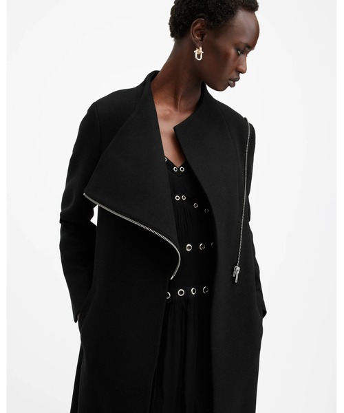 ALLSAINTS(オールセインツ)の「MARGOH ASYMMETRIC WRAP FRONT COAT | MARGOH アシンメトリック ラップ フロント コート(その他アウター・レディース・ブラック・4/6/8)」の5枚目の写真