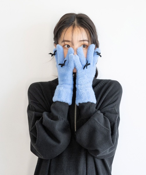 LOWRYS FARM(ローリーズファーム)の「アソートニットグローブ 202047(手袋・レディース・ブラック/ブルー/アイボリー・FREE)」の1枚目の写真