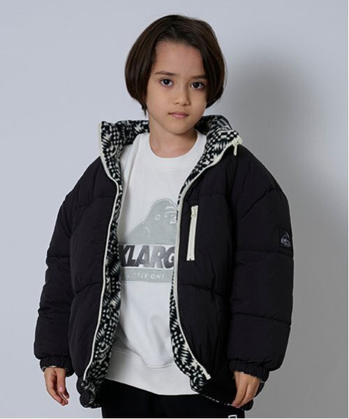 XLARGE KIDS（エクストララージキッズ）の「スランテッドOGゴリラ刺しゅうトレーナー（スウェット・キッズ・ブラック/ホワイト/レッド/イエロー・80ｃｍ/90cm/100cm/110cm/120cm/130cm/140cm）」の14枚目の写真