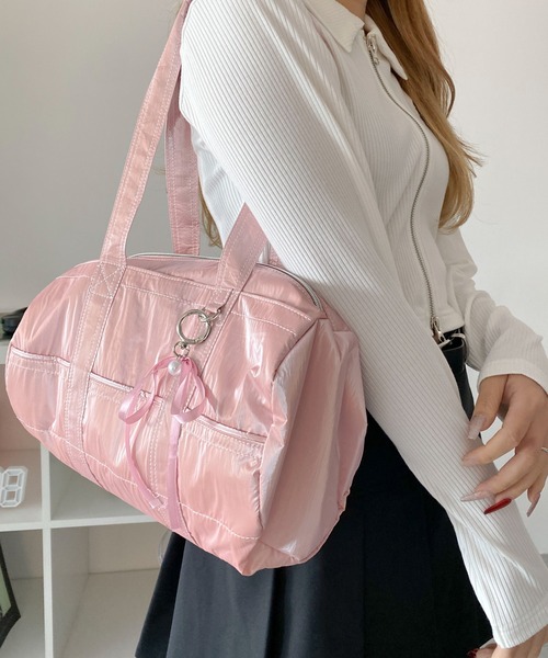 WEGO(ウィゴー)の「WEGO/サテンリボンチャーム付きボストンバッグ(ショルダーバッグ・レディース・シルバー/ピンク/ブラック・FREE)」の20枚目の写真