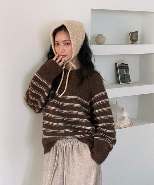 by muni:r（バイ ムニール）の「ウールブックルカチーフ（キャップ・レディース・ブラック/ベージュ・ONE SIZE）」の20枚目の写真