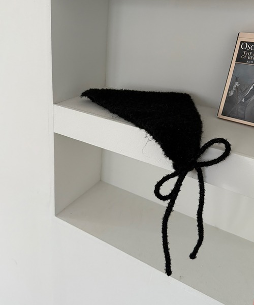 by muni:r（バイ ムニール）の「ウールブックルカチーフ（キャップ・レディース・ブラック/ベージュ・ONE SIZE）」の14枚目の写真