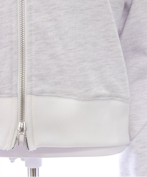 clear（クリア）の「ダブルジップカットソートップス[大人 カジュアル 韓国 ファッション 着回し抜群] ≪2025SS新作≫（Tシャツ/カットソー・レディース・ネイビー/ブルー/アイボリー/ラベンダー/オートミール・F）」の20枚目の写真