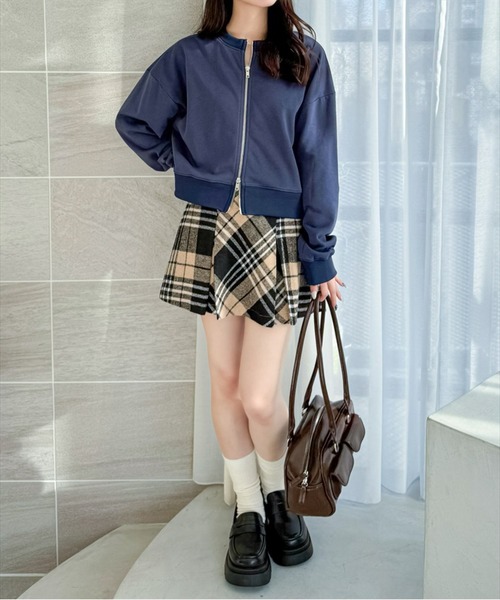 clear（クリア）の「ダブルジップカットソートップス[大人 カジュアル 韓国 ファッション 着回し抜群] ≪2025SS新作≫（Tシャツ/カットソー・レディース・ネイビー/ブルー/アイボリー/ラベンダー/オートミール・F）」の11枚目の写真