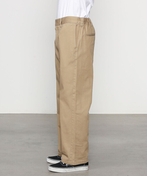 GYMPHLEX（ジムフレックス）の「Gymphlex | ルーズチノ ストレートパンツ MEN（チノパンツ・メンズ・ベージュ/チャコール・L/M）」の8枚目の写真