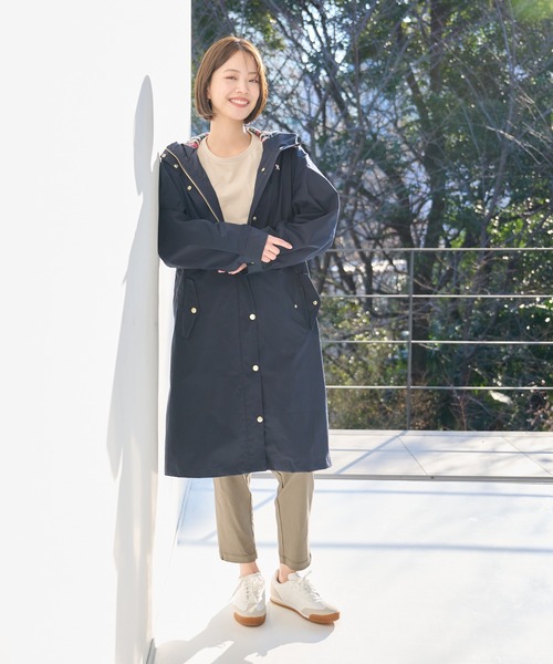 Arnold Palmer（アーノルドパーマー）の「フーディ― ロングコート（モッズコート・レディース・ベージュ/ネイビー・L/M/S）」の11枚目の写真