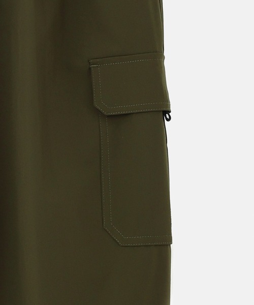 THOUSAND MILE（サウザンドマイル）の「(THOUSAND MILE×GENE HEAVENS)SHORT SLEEVE  POCKET TOP & CARGO TAPERED PANTS SET UP（ワンピース・レディース・ブラック/カーキ・ONE SIZE）」の15枚目の写真