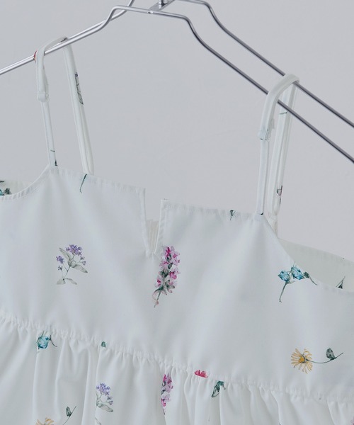 etoll.（エトル）の「花柄プリントキャミソールビスチェ（キャミソール・レディース・ブラック/オフホワイト/ネイビー・M）」の17枚目の写真