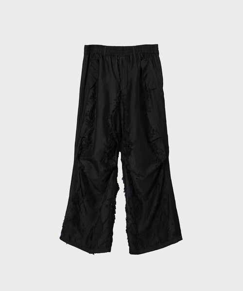 TAAKK(ターク)の「PARACHUTE PANTS(その他パンツ・メンズ・ホワイト/ブラック・2/3/4)」の2枚目の写真