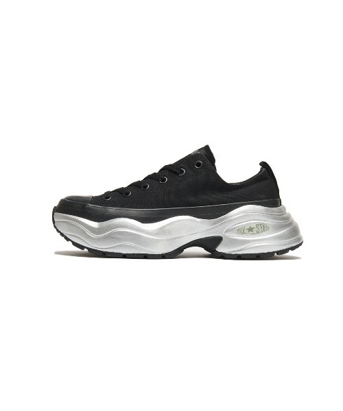 CONVERSE(コンバース)の「CONVERSE ALL STAR (R) SURGETRAINER MT OX(コンバース オールスター (R) サージトレーナー MT OX)(スニーカー・メンズ・ブラック×シルバー/ホワイト×シルバー・23cm/23.5cm/24cm/24.5cm/25cm/25.5cm/26cm/26.5cm/27cm/27.5cm/28cm/29cm)」の11枚目の写真