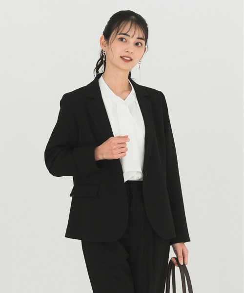 CELEN(セレン)の「【洗える/防シワ/UV/花粉防止】ストレッチテーラードジャケット・タックセンタープレスパンツ 2点セット ≪オフィスカジュアルスーツ≫(スーツセット・レディース・グレー系その他/ネイビー/ブラック・L/M/S)」の11枚目の写真