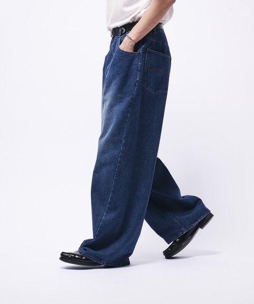 Adoon plain（アドーンプレーン）の「VINTAGE LIKE CARVE DENIM PANTS / ヴィンテージライクカーブデニムパンツ（デニムパンツ・メンズ・ブラック/ブルー・LARGE/SMALL/MEDIUM）」の4枚目の写真