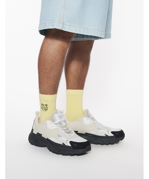 MAISON KITSUNE★Bold Fox Head スポーティソックス 3色 靴下 セール】BOLD FOX HEAD SOCKS（ソックス/靴下）｜Maison Kitsune