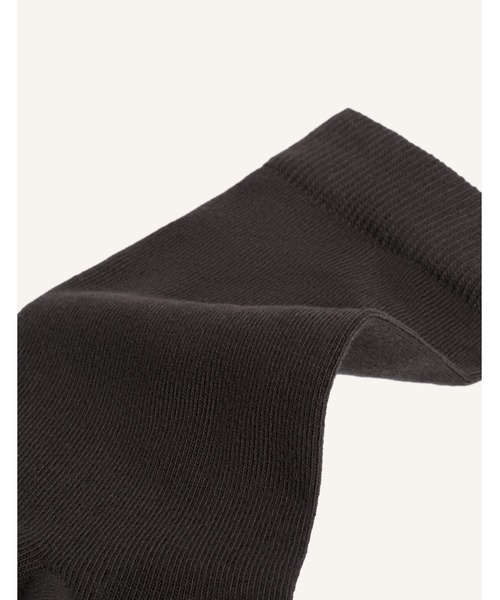 Maison Kitsune（メゾンキツネ）の「BOLD FOX HEAD SOCKS（ソックス/靴下・メンズ・グレイッシュブルー/クリーム/オリーブドラブ/ライトブルー/ライトカーキ/ライトオリーブ/ダークブラウン系・S/M）」の10枚目の写真