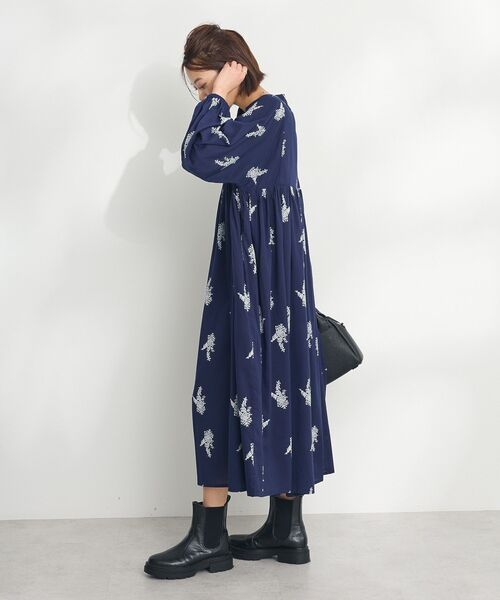 CRAFT STANDARD BOUTIQUE（クラフトスタンダードブティック）の「インド綿混フラワーモチーフワンピース（ワンピース・レディース・ネイビー/ブラウン・FREE）」の6枚目の写真
