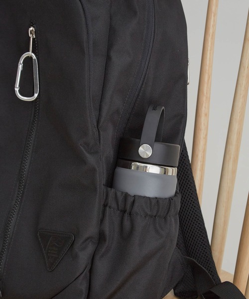 ADAM ET ROPE'（アダムエロペ）の「《WEB限定・新色追加》【ROUTINE】バックパック / 撥水 / マザーズバッグ（バックパック/リュック・メンズ・ブラック/チャコールグレー・FREE）」の12枚目の写真