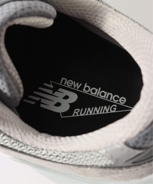 EU,US NEW BALANCE（イーユーユーエスニューバランス）の「New Balance (ニューバランス) M990GL6 / 990V6（スニーカー・メンズ・チャコールグレー・30cm/29cm/28.5cm/28cm/27.5cm/27cm/26.5cm/26cm/25.5cm/25cm）」の18枚目の写真