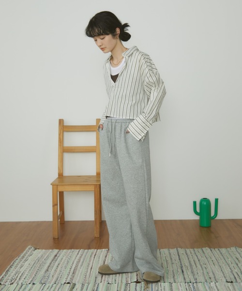 MERLOT(メルロー)の「【ウエストゴム】ベーシックワイドスウェットパンツ(その他パンツ・レディース・グレー/ライトグレー・FREE)」の19枚目の写真