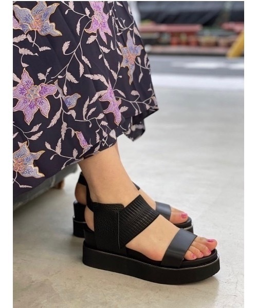 UNITED NUDE(ユナイテッドヌード)の「Rico Sandal(サンダル・レディース・ブラック/ベージュ/ブラック系・37/38/39/36/35/40)」の4枚目の写真