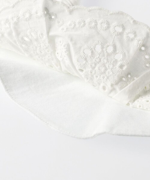 BRANSHES（ブランシェス）の「スカラップ刺繍スタイ（スタイ/よだれかけ・キッズ・オフホワイト/ラベンダー・FREE）」の6枚目の写真