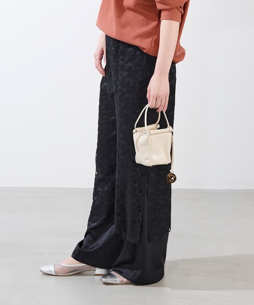 marco masi（マルコマージ）の「【MARCO MASI】キューブミニバッグ-LEATHER MINI SHOULDER BAG（ショルダーバッグ・レディース・レッド/アイボリー/シルバー・FREE）」の4枚目の写真