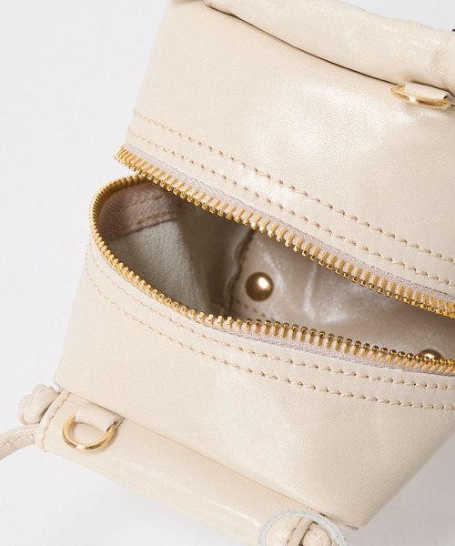 marco masi（マルコマージ）の「【MARCO MASI】キューブミニバッグ-LEATHER MINI SHOULDER BAG（ショルダーバッグ・レディース・レッド/アイボリー/シルバー・FREE）」の13枚目の写真