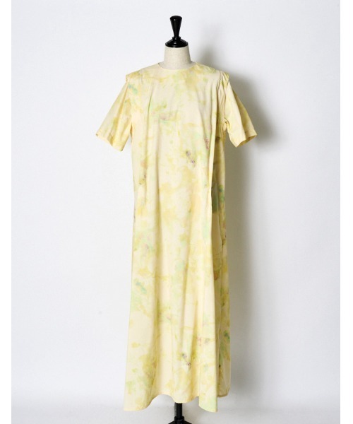 RUMCHE(ラムシェ)の「Crystal Flower Paint Dress / クリスタルフラワーペイントドレス(ワンピース・レディース・ネイビー/イエロー・SMALL/MEDIUM)」の12枚目の写真