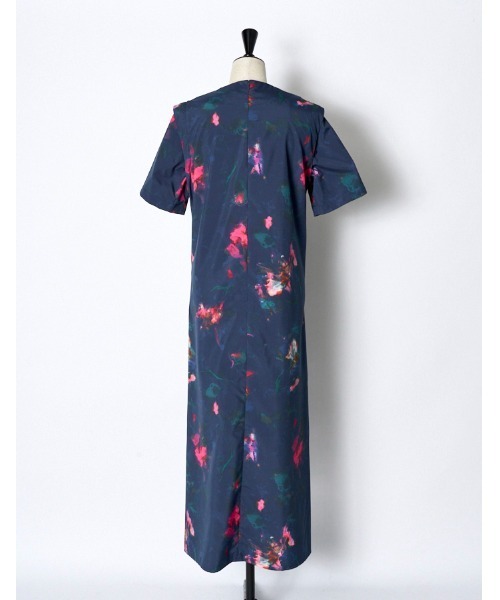 RUMCHE(ラムシェ)の「Crystal Flower Paint Dress / クリスタルフラワーペイントドレス(ワンピース・レディース・ネイビー/イエロー・SMALL/MEDIUM)」の21枚目の写真
