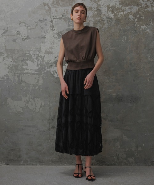 ADAM ET ROPE'(アダムエロペ)の「【EMOELLE】・【サステナブル】スリーブレスタックプルオーバー(Tシャツ/カットソー・レディース・グレー/ホワイト/ブラウン・FREE)」の9枚目の写真