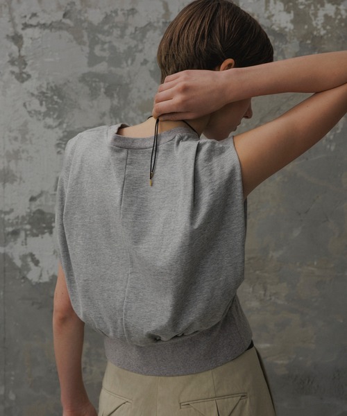 ADAM ET ROPE'(アダムエロペ)の「【EMOELLE】・【サステナブル】スリーブレスタックプルオーバー(Tシャツ/カットソー・レディース・グレー/ホワイト/ブラウン・FREE)」の17枚目の写真