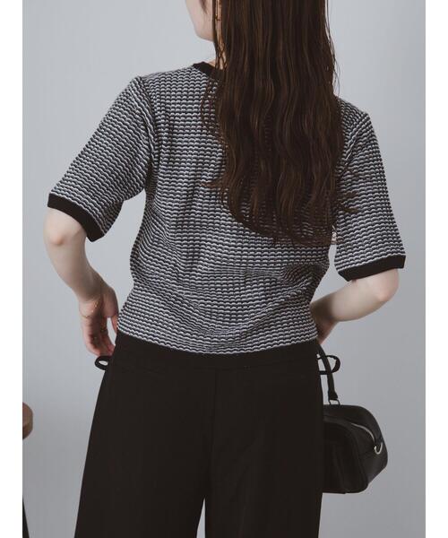 ehka sopo（エヘカソポ）の「幾何柄半袖ニット（ニット/セーター・レディース・オレンジ/サックスブルー/ブラック・F）」の2枚目の写真