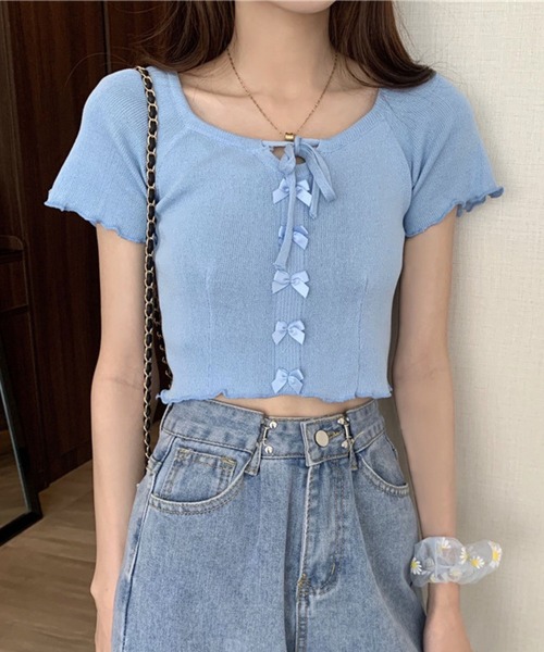 SPIGA(スピーガ)の「リボンモチーフ半袖クロップド丈トップス(Tシャツ/カットソー・レディース・ブラック/ブルー/イエロー/パープル/ホワイト/グリーン・FREE)」の5枚目の写真