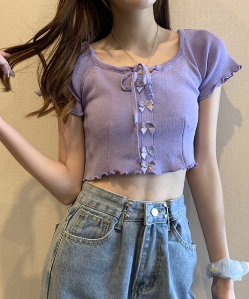 SPIGA(スピーガ)の「リボンモチーフ半袖クロップド丈トップス(Tシャツ/カットソー・レディース・ブラック/ブルー/イエロー/パープル/ホワイト/グリーン・FREE)」の13枚目の写真