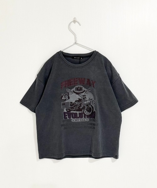 SHISKY(シスキー)の「SHISKY / シスキー ピグメント加工 バイカーデザインフロントプリント オーバーサイズTシャツ 半袖 キッズ(Tシャツ/カットソー・キッズ・グレー系/ブラック系2/ブラック系4/グレー系2/グレー系3/グレー系4/ブラック系3/ブラック系・110/120/130/140/150/160)」の19枚目の写真