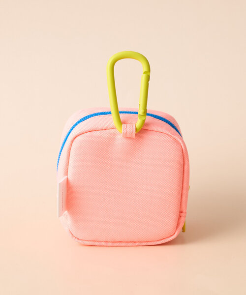 BIRTHDAY BAR（バースデイバー）の「【maitoparta　マイトパルタ】カラビナ付きミニポーチ（ポーチ・レディース・ピンク/ブルー/レッド・0）」の9枚目の写真