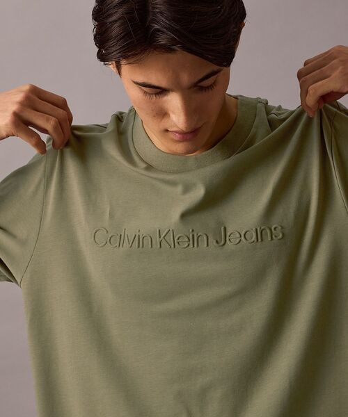  /カルバンクライン ロゴレギュラーTシャツ ユニセックス】インスティテューショナル エンボスロゴ