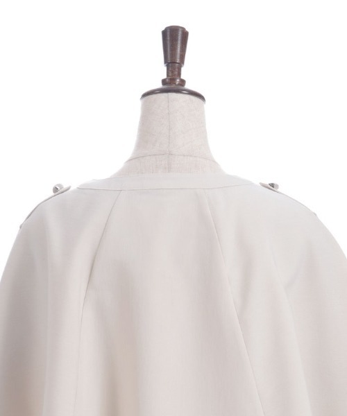 axes femme（アクシーズファム）の「チェーン付ダブルバラ釦ケープ（ベスト・レディース・ブラック/ネイビー/キナリ・FREE）」の11枚目の写真