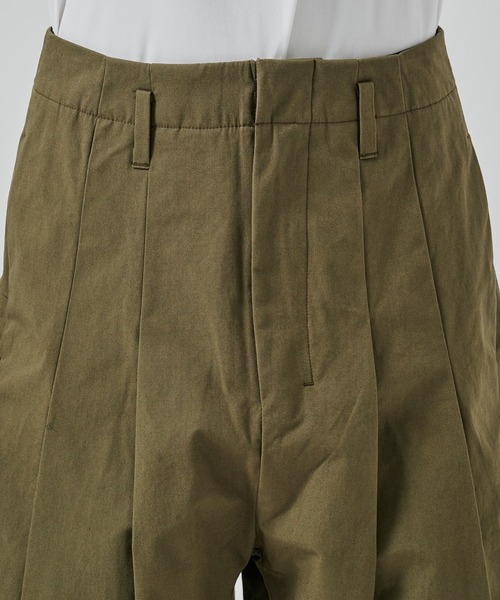 SHINYAKOZUKA（シンヤコヅカ）の「【SHINYAKOZUKA】別注 UPCYCLED BAGGY（チノパンツ・メンズ・ダークグリーン/ブラック・S/M）」の21枚目の写真