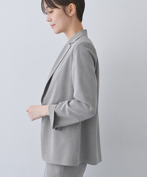 INDIVI（インディヴィ）の「【洗える／夏スーツ】ミニ千鳥柄テーラードカラージャケット（テーラードジャケット・レディース・ブラック系3/ブラウン系4/ブラウン系6/ブラック・03/05/13/15 /36/38/40）」の10枚目の写真