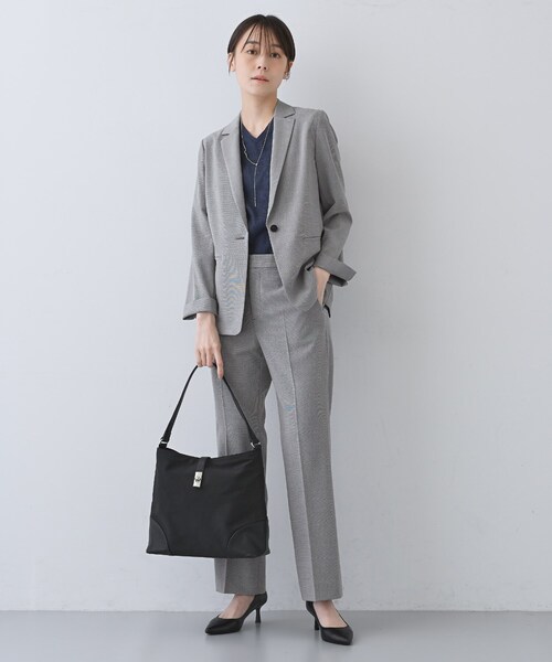 INDIVI（インディヴィ）の「【洗える／夏スーツ】ミニ千鳥柄テーラードカラージャケット（テーラードジャケット・レディース・ブラック系3/ブラウン系4/ブラウン系6/ブラック・03/05/13/15 /36/38/40）」の12枚目の写真