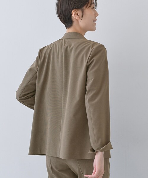 INDIVI（インディヴィ）の「【洗える／夏スーツ】ミニ千鳥柄テーラードカラージャケット（テーラードジャケット・レディース・ブラック系3/ブラウン系4/ブラウン系6/ブラック・03/05/13/15 /36/38/40）」の19枚目の写真