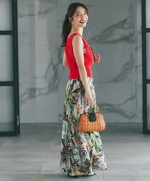 La boutique BonBon（ラブティックボンボン）の「【大人っぽカジュアル】前後２WAYざっくりクロップドベスト（ベスト・レディース・レッド/ホワイト/ミント・FREE）」の9枚目の写真