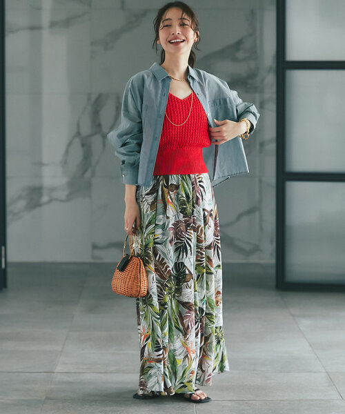 La boutique BonBon（ラブティックボンボン）の「【大人っぽカジュアル】前後２WAYざっくりクロップドベスト（ベスト・レディース・レッド/ホワイト/ミント・FREE）」の12枚目の写真